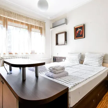 Apartment 2bdr Location Acs Separate Kitchen